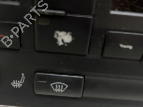 Used Climate control Climate control AUDI A4 B6 (8E2) 1.9 TDI (130 hp) 21838239 21838239