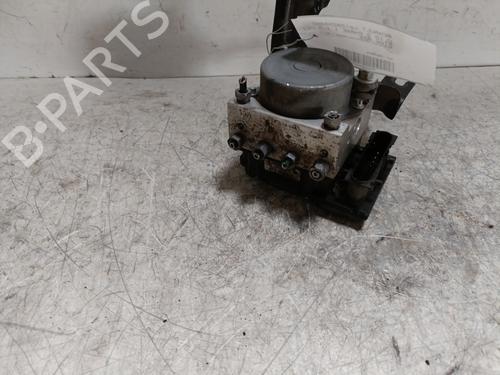 Used ABS pump RENAULT CLIO III (BR0/1, CR0/1) 1.5 dCi (BR17, CR17) (86 hp) 26180490
