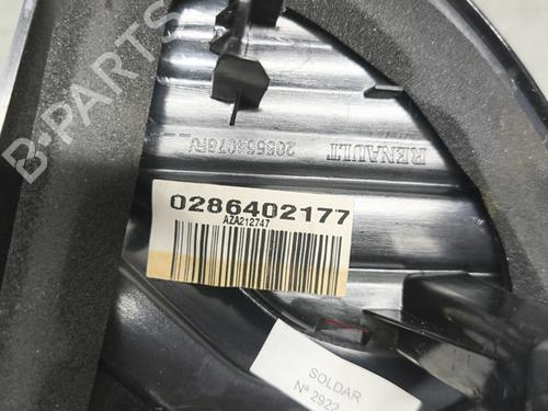 left-tailgate-light-renault-captur-i-j5_-h5_-2013-32997427 main image