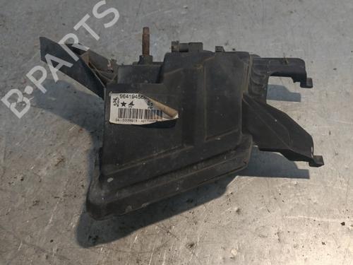 Used Right front fog light Right front fog light 21718031 21718031