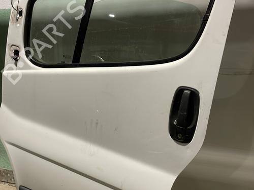 Used Left front door Left front door OPEL VIVARO A Van (X83) 1.9 DTI (F7) (101 hp) 23504199 23504199