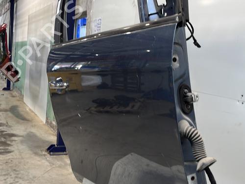 Right front door FIAT BRAVO II (198_) 1.9 D Multijet (198AXB1A) | BP28304494C3 