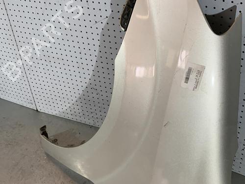 Left front fenders TOYOTA COROLLA Verso (ZER_, ZZE12_, R1_) 2.0 D-4D (CUR10_, CUR10R) | BP21695585C41 