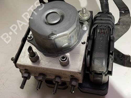 Used ABS pump ABS pump RENAULT CLIO IV Grandtour (KH_) 1.5 dCi 90 (KHN3, KHN4) (90 hp) 23822655 23822655