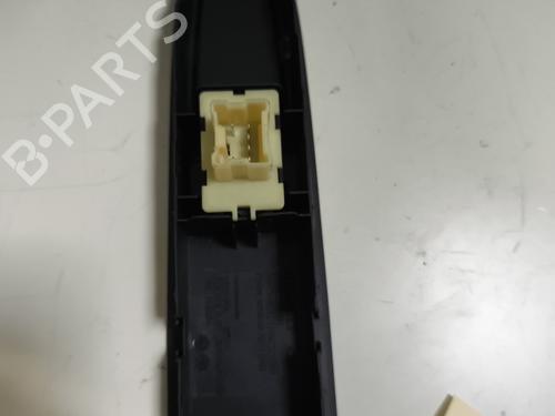 right-front-window-switch-renault-clio-iv-bh_-2012-2013-2014-2015-2016-2017-2018-2019-2020-2021-23846146 main image