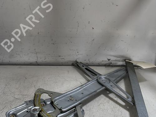 Used Front right window mechanism Front right window mechanism TOYOTA YARIS (_P1_) 1.3 (SCP12_, SCP13_, SCP12R, SCP13R) (87 hp) 24346874 24346874