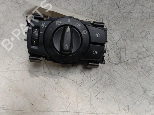 Used Headlight switch BMW 1 (E81) 118 d (143 hp) 26029052