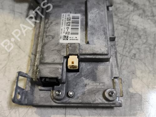 display-monitor-peugeot-208-i-ca_-cc_-2012-2013-2014-2015-2016-2017-2018-2019-2020-2021-25985831 main image