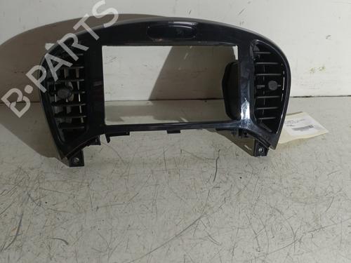 Used Air vent NISSAN JUKE (F15) 1.6 (117 hp) 24526747