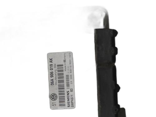 Used Engine control unit (ECU) Engine control unit (ECU) VW GOLF IV (1J1) 1.6 (100 hp) 40539780 40539780