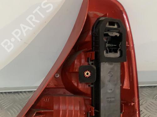 Used Left taillight RENAULT CLIO II (BB_, CB_) 1.5 dCi (B/CB07) (65 hp) 21699361