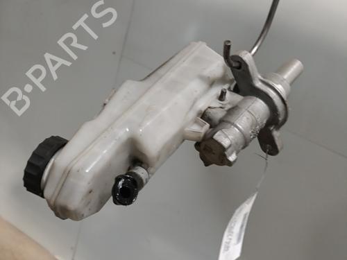 Used Brake master cylinder TOYOTA AURIS (_E15_) 2.0 D-4D (ADE150_, ADE150R) (126 hp) 28442556