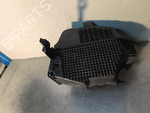 Used Air filter box Air filter box RENAULT CAPTUR I (J5_, H5_) 1.5 dCi 90 (J5N4, J5M5, J5MW, J5M6, J5AL, J5AJ) (90 hp) 30552700 30552700