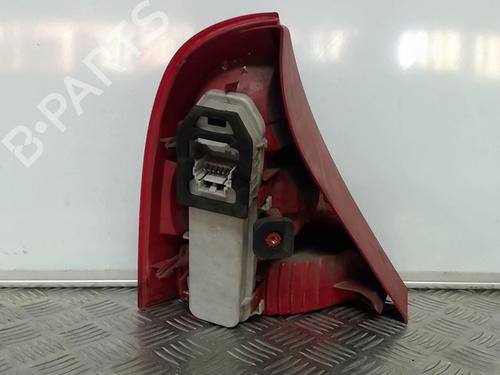 Used Right taillight RENAULT CLIO II (BB_, CB_) 1.5 dCi (B/CB3M) (64 hp) 21724555