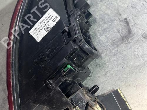 right-taillight-renault-clio-iv-bh_-2012-2013-2014-2015-2016-2017-2018-2019-2020-2021-26947723 main image