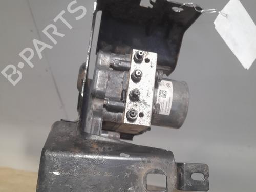 Used ABS pump PEUGEOT PARTNER Box Body/MPV 1.6 BlueHDi 100 (100 hp) 28048183