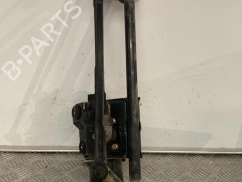 Used Front wiper motor HYUNDAI GETZ (TB) 1.5 CRDi (82 hp) 21701885
