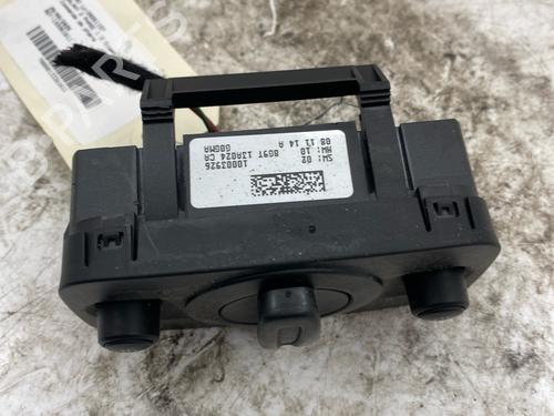 Headlight switch FORD GALAXY II (WA6) 2.0 TDCi | BP39640895I24 - Image 2