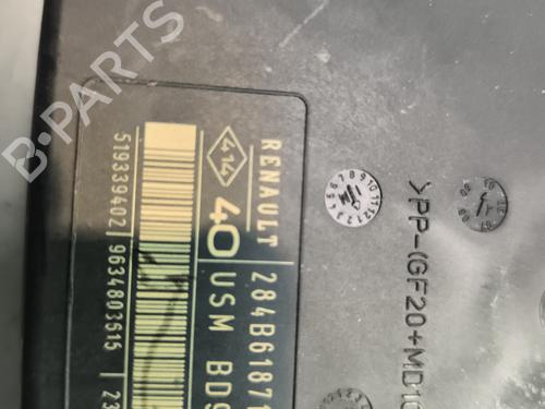 fuse-box-renault-megane-iii-hatchback-bz01_-b3_-2008-27328216 main image