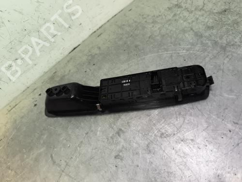 Left front window switch RENAULT MEGANE III Hatchback (BZ0/1_, B3_) 1.5 dCi (BZ09, BZ0D, BZ1W, BZ29, BZ14) | BP32994314I27 - Image 3