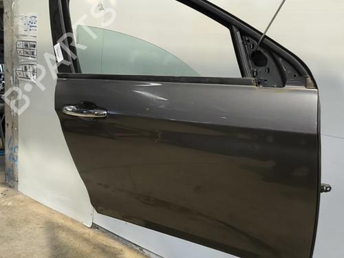 Used Right front door Right front door FIAT TIPO Hatchback (356_, 357_) 1.4 (356HXA1B, 357) (95 hp) 33870517 33870517