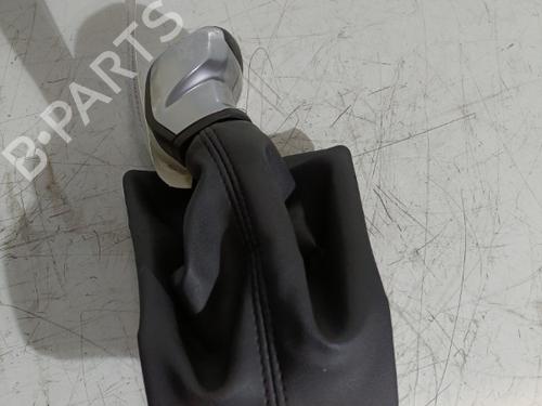 Used Gear lever PEUGEOT 208 I (CA_, CC_) 1.2 THP 110 (110 hp) 21696439