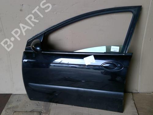 Used Right front door Right front door 21716641 21716641