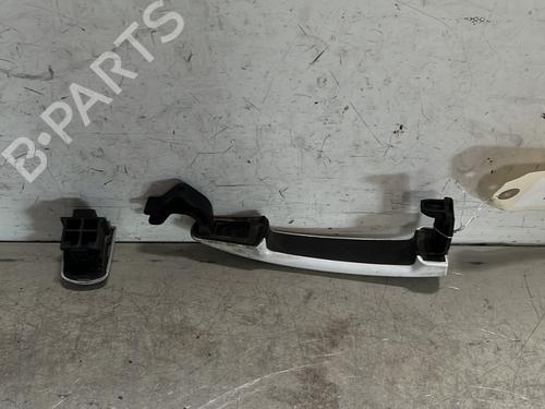 Høyre foran utvendig håndtak PEUGEOT 208 I (CA_, CC_) 1.2 VTI 82 | BP29347872C129