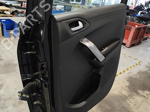 Used Right rear door Right rear door 38568217 38568217