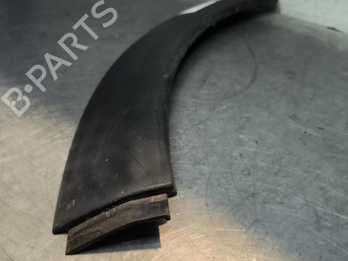 Used Front right wheel arch trim Front right wheel arch trim MINI MINI (R50, R53) Cooper (116 hp) 32771184 32771184