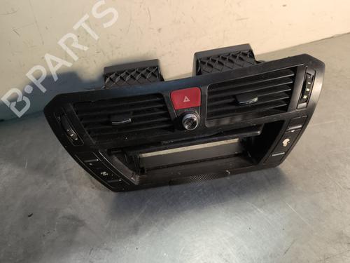 Used Air vent CITROËN C4 Picasso I MPV (UD_) 1.6 HDi (109 hp) 30552385