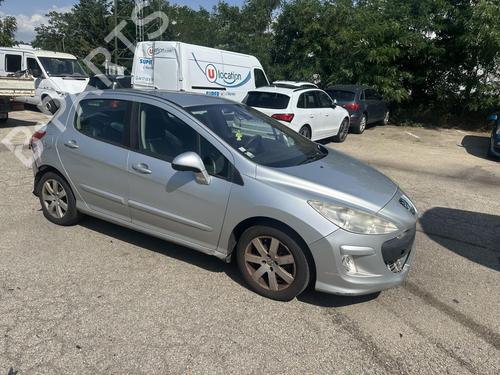 Front left quarter glass PEUGEOT 308 I (4A_, 4C_) 1.6 HDi | BP28443568C111