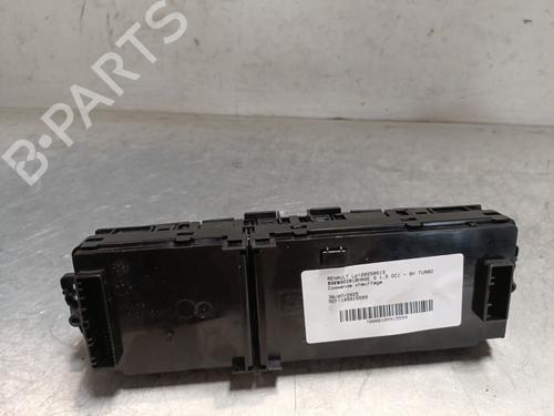 Commande Chauffage RENAULT SCÉNIC III (JZ0/1_) 1.5 dCi (JZ02, JZ0R) (95 hp) 28077868