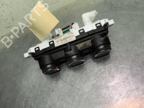 Used Climate control Climate control RENAULT CLIO V (B7_) 1.0 TCe 90 (B7MT) (91 hp) 30553359 30553359