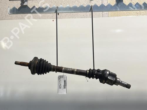 Drivaksel fortil venstre PEUGEOT 206 Hatchback (2A/C) 1.4 16V (88 hp) 28166263