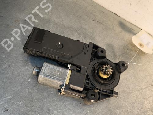 Rudehejsemekanisme ventre foran RENAULT MEGANE III Hatchback (BZ0/1_, B3_) 1.5 dCi (BZ09, BZ0D, BZ1W, BZ29, BZ14) (110 hp) 29997022