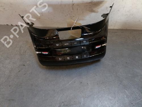 Climate control PEUGEOT 2008 I (CU_) 1.2 THP 110 / PureTech 110 | BP28444003I5