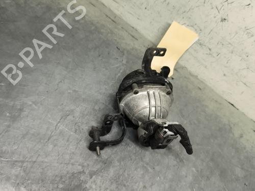 right-front-fog-light-kia-ceed-sportswagon-jd-2012-2013-2014-2015-2016-2017-2018-32994894 main image