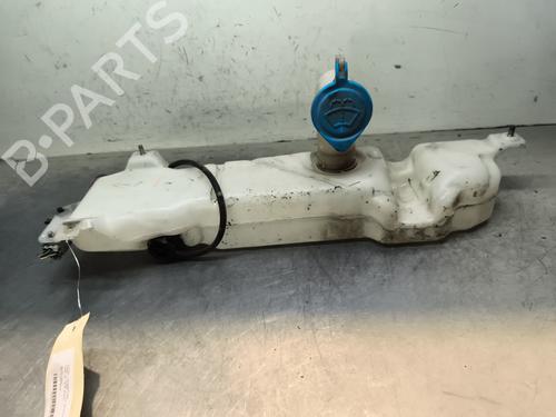 Used Windscreen washer tank Windscreen washer tank SUZUKI JIMNY Closed Off-Road Vehicle (SN) 1.5 DDiS 4WD (SN415D) (65 hp) 32995611 32995611