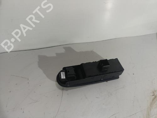 Used Left front window switch Left front window switch VW GOLF VI (5K1) 2.0 TDI (110 hp) 21709975 21709975