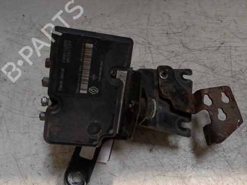 Used ABS pump ABS pump RENAULT TWINGO II (CN0_) 1.5 dCi (CN0E) (64 hp) 21713077 21713077