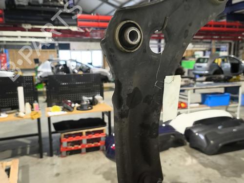 right-front-suspension-arm-renault-megane-iv-hatchback-b9amn_-2015-32996335 main image