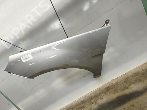 Used Left front fenders Left front fenders 37148274 37148274