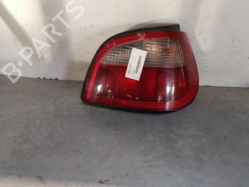 Fanale posteriore destro RENAULT MEGANE I (BA0/1_) 1.9 D Eco (BA0A, BA0U, BA0R) (64 hp) 28302480
