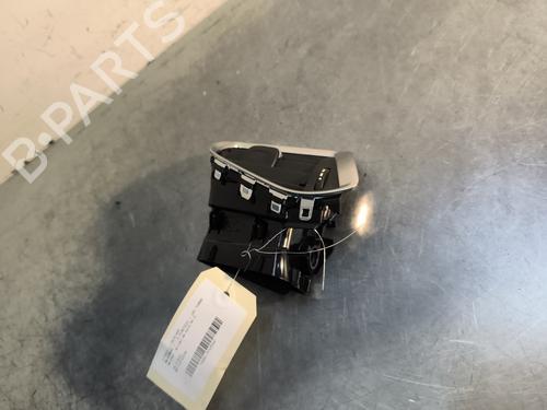 Used Air vent CITROËN C4 II (NC_) 1.2 THP 130 (NCHNYM, NCHNYT) (130 hp) 30553022