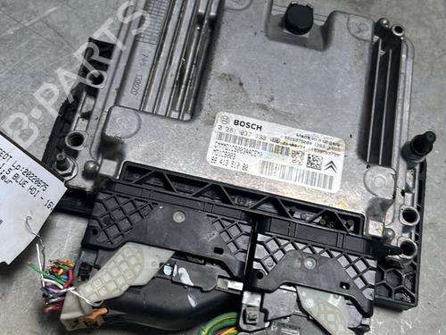 Used Control unit Control unit PEUGEOT 208 II (UB_, UP_, UW_, UJ_) 1.5 BlueHDI 100 (102 hp) 28164813 28164813