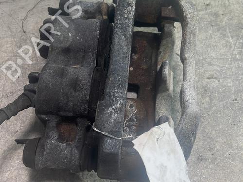 Used Left front brake caliper Left front brake caliper NISSAN NV400 Van (X62, X62B) dCi 150 (150 hp) 27213554 27213554
