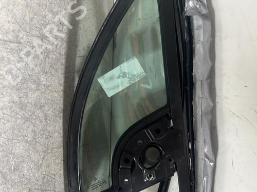 Vidro triangular frente direito Vidro triangular frente direito CITROËN C3 I (FC_, FN_) 1.4 i (73 hp) 26028177 26028177