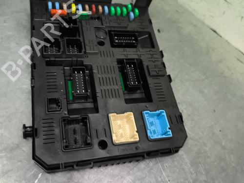 Used Fuse box Fuse box PEUGEOT 3008 I MPV (0U_) 1.6 HDi (109 hp) 31872045 31872045
