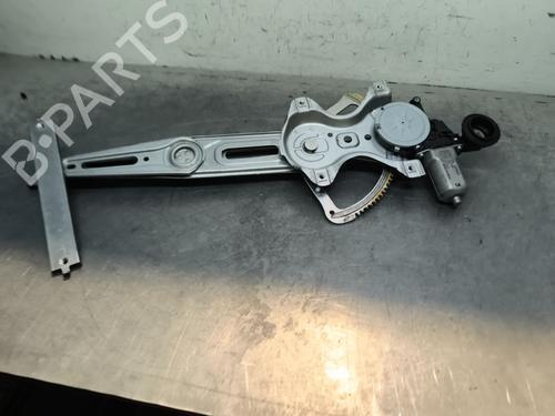 Used Front right window mechanism Front right window mechanism TOYOTA YARIS (_P13_) 1.3 (NSP130_, NSP130) (99 hp) 31258089 31258089